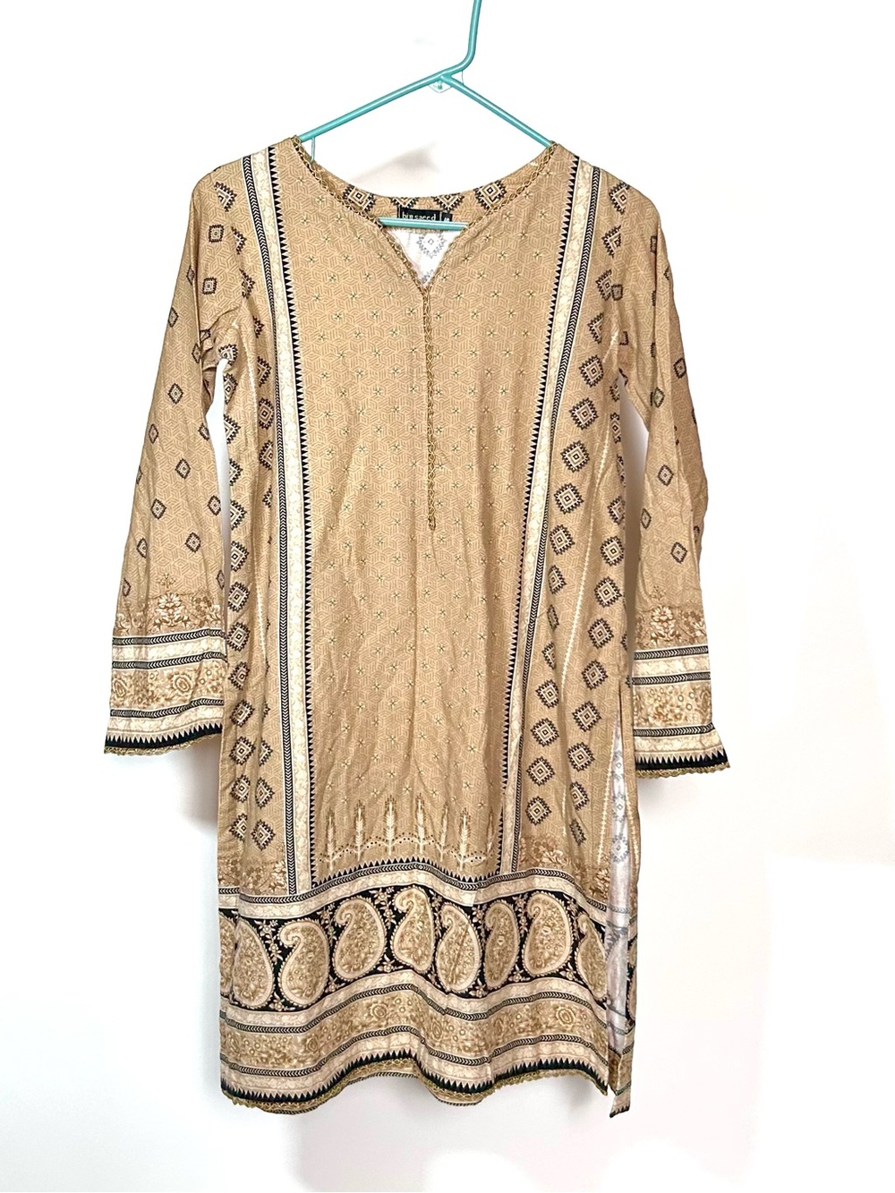 Bin Saaed Pakistani lawn dress